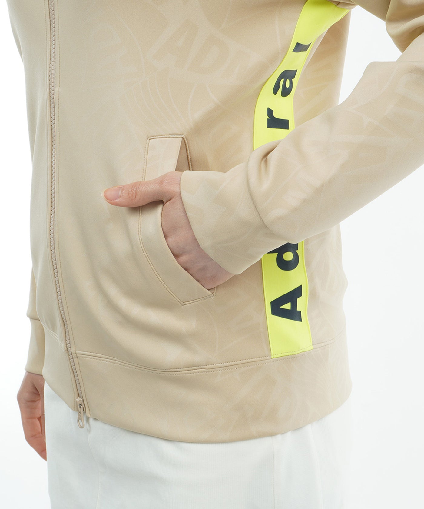 エンボスロゴ ダンボール フルジップパーカ ADLA467 – ADMIRAL