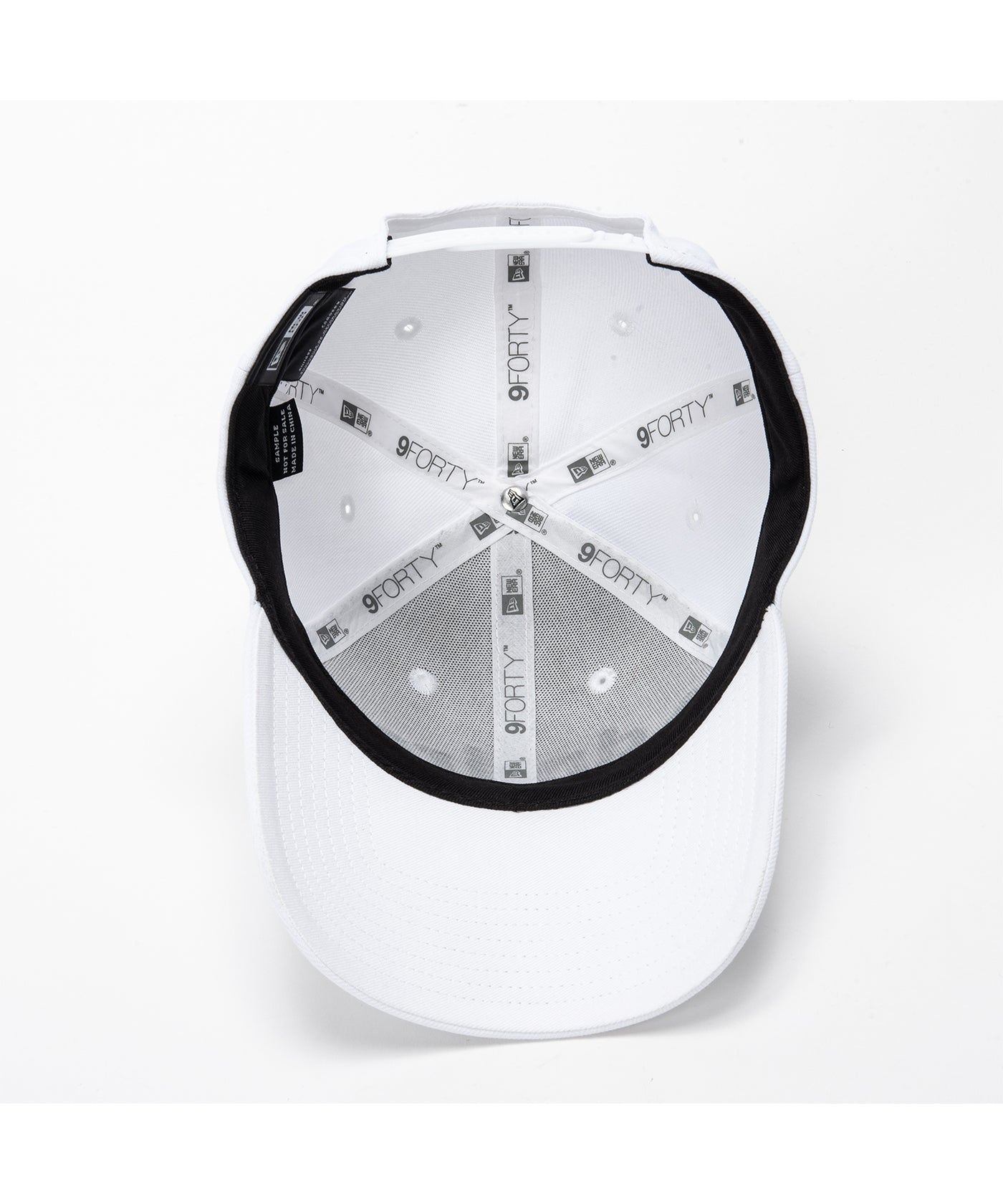 ｱｰﾁﾛｺﾞｷｬｯﾌﾟﾆｭｰｴﾗｺﾗﾎﾞADMB351F – ADMIRAL