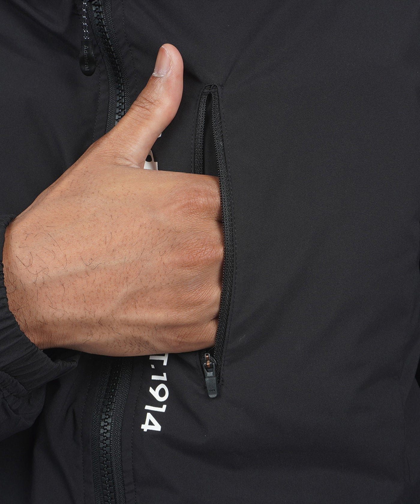 軽量パデッド フーデッドジャケットADMA390 – ADMIRAL