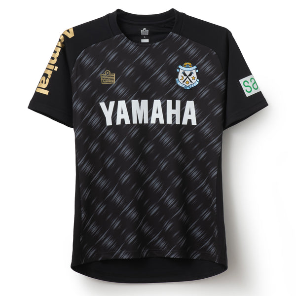 【ジュビロ磐田・着用モデル】プラクティス ピステトップ ジュビロ磐田 25Admiralプラクティスピステトップ｜【公式】J