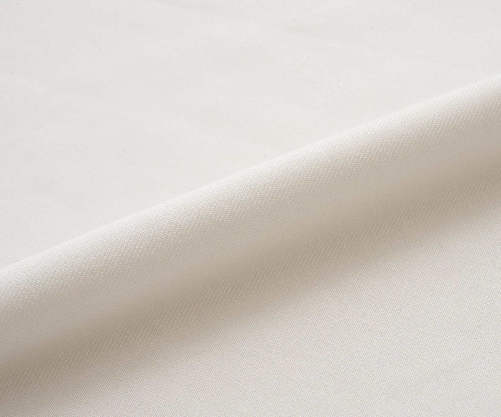 スリットヘムグラフィックTEE ATLA502 – ADMIRAL