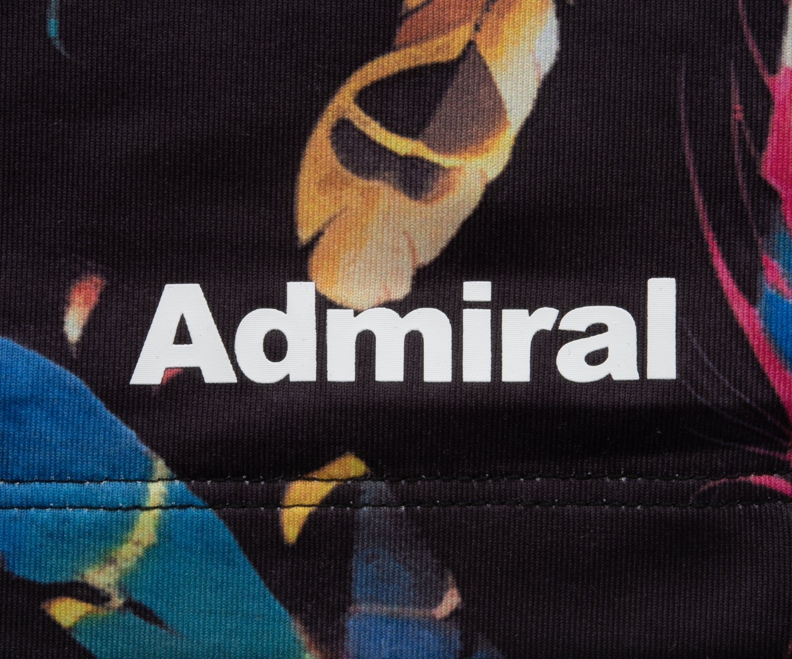 サイドヘムプリーツグラフィックスコート ATLA535 – ADMIRAL