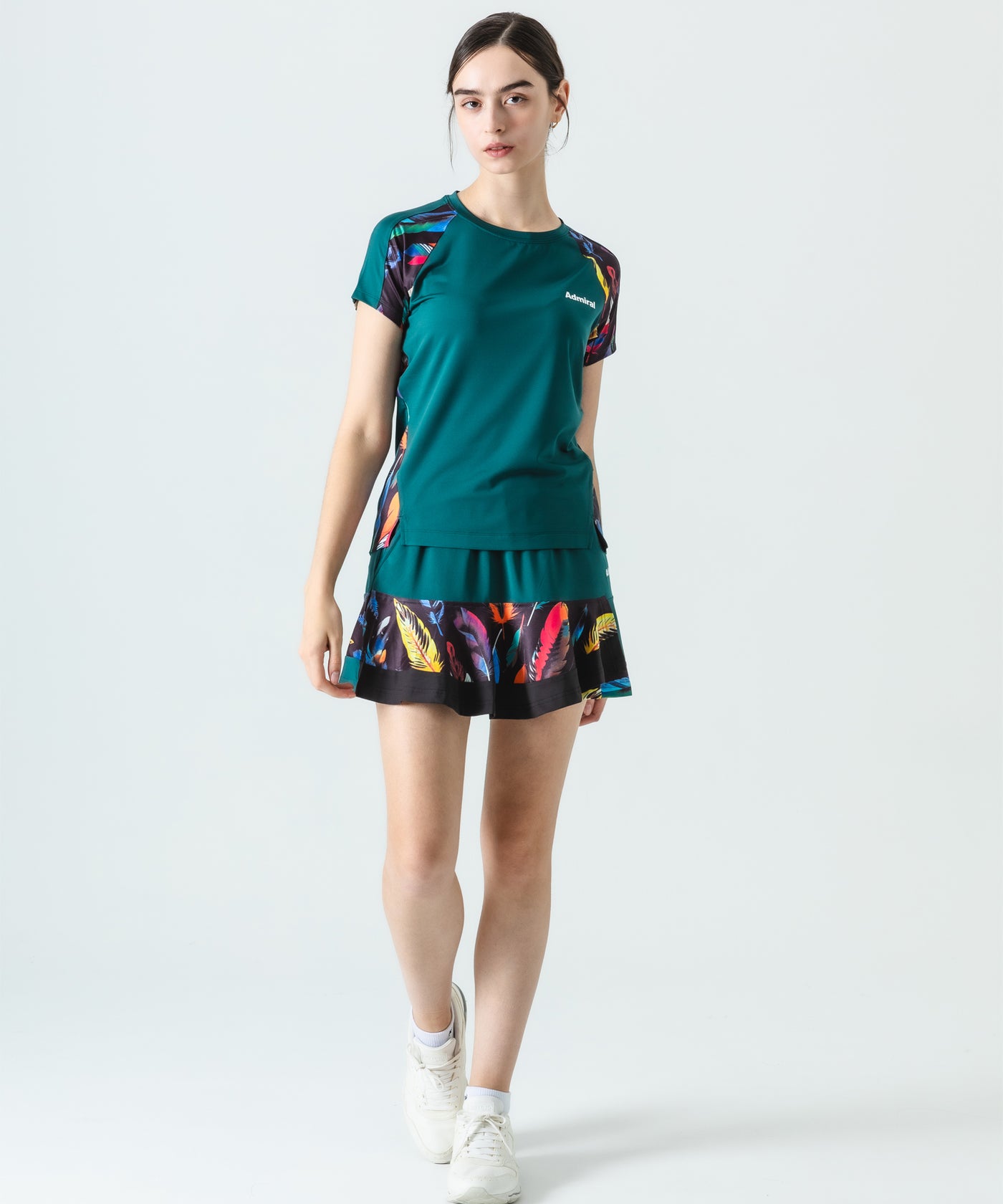 新品未使用　Admiral レディススコート　ATLA536 レッド　M テニスクラシック オンラインストア | アドミラル