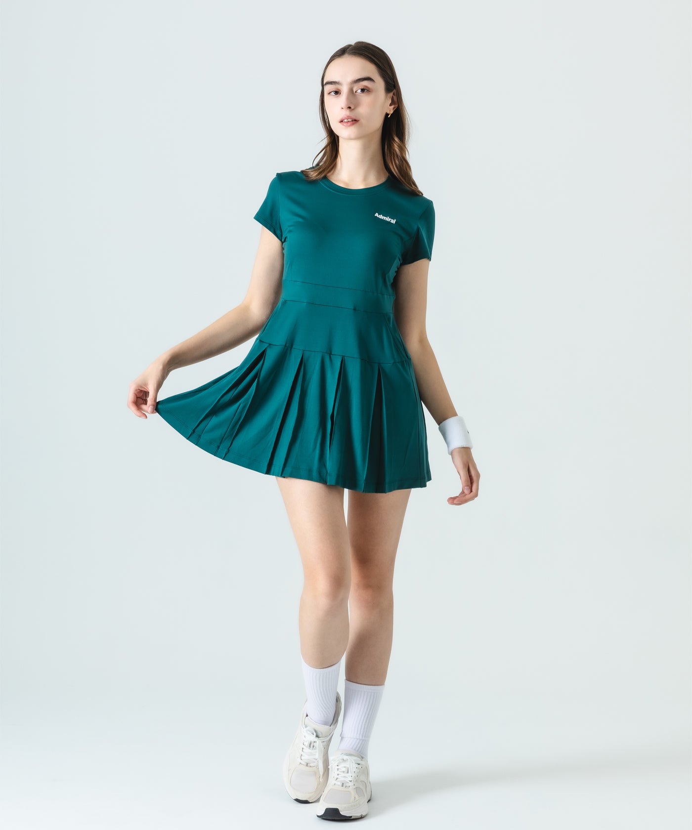 アドミラル　テニスウェア　ワンピース　ATLA547 タックプリーツS/Sワンピース ATLA547 – ADMIRAL