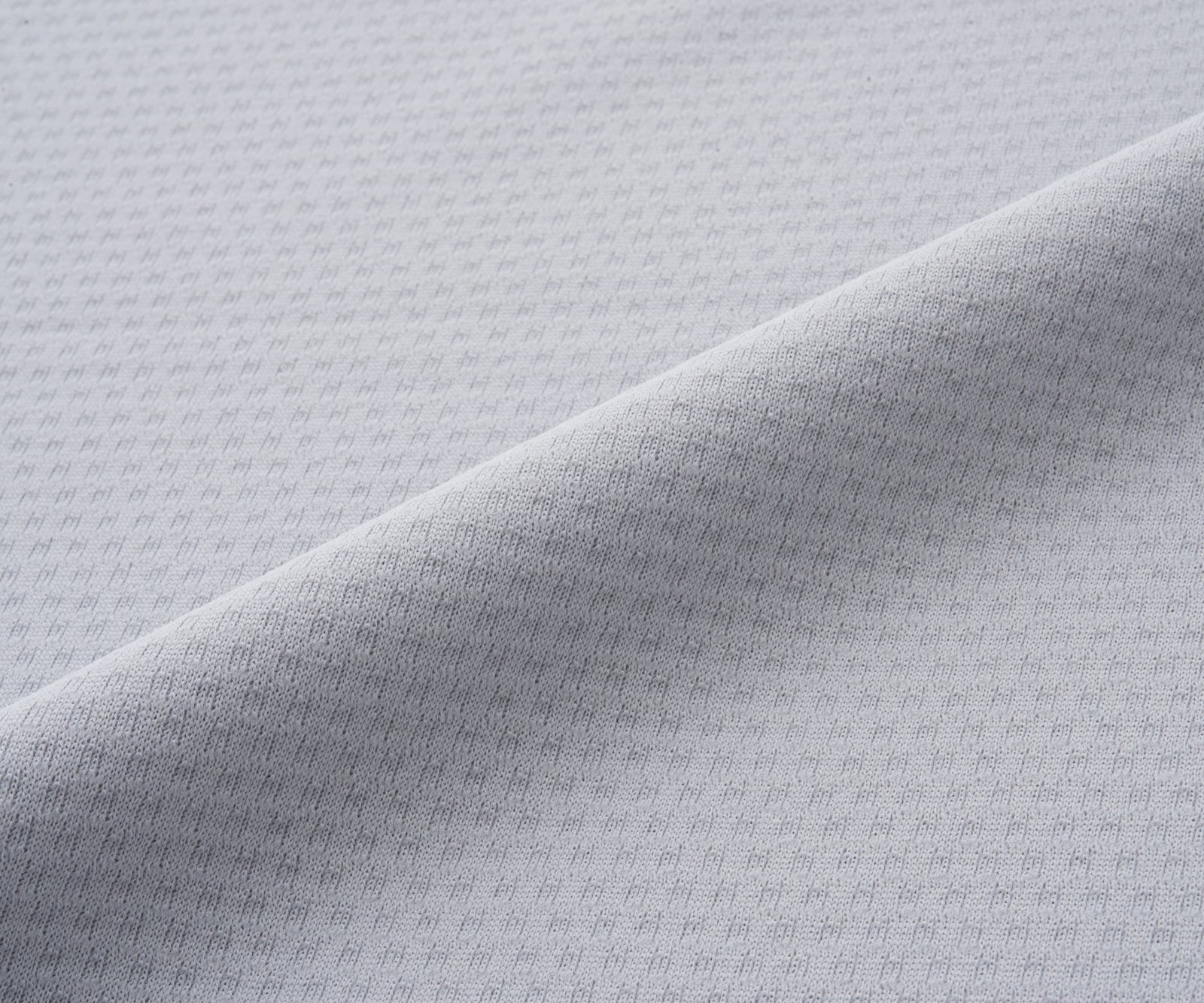 カラタッチサイドスリットTEE ATLA562 – ADMIRAL