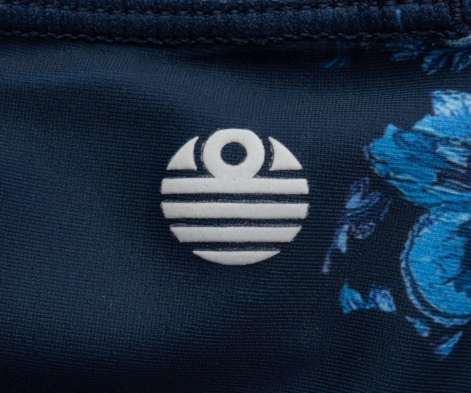 ダマスククロスウエストレギンス ATLA566 – ADMIRAL