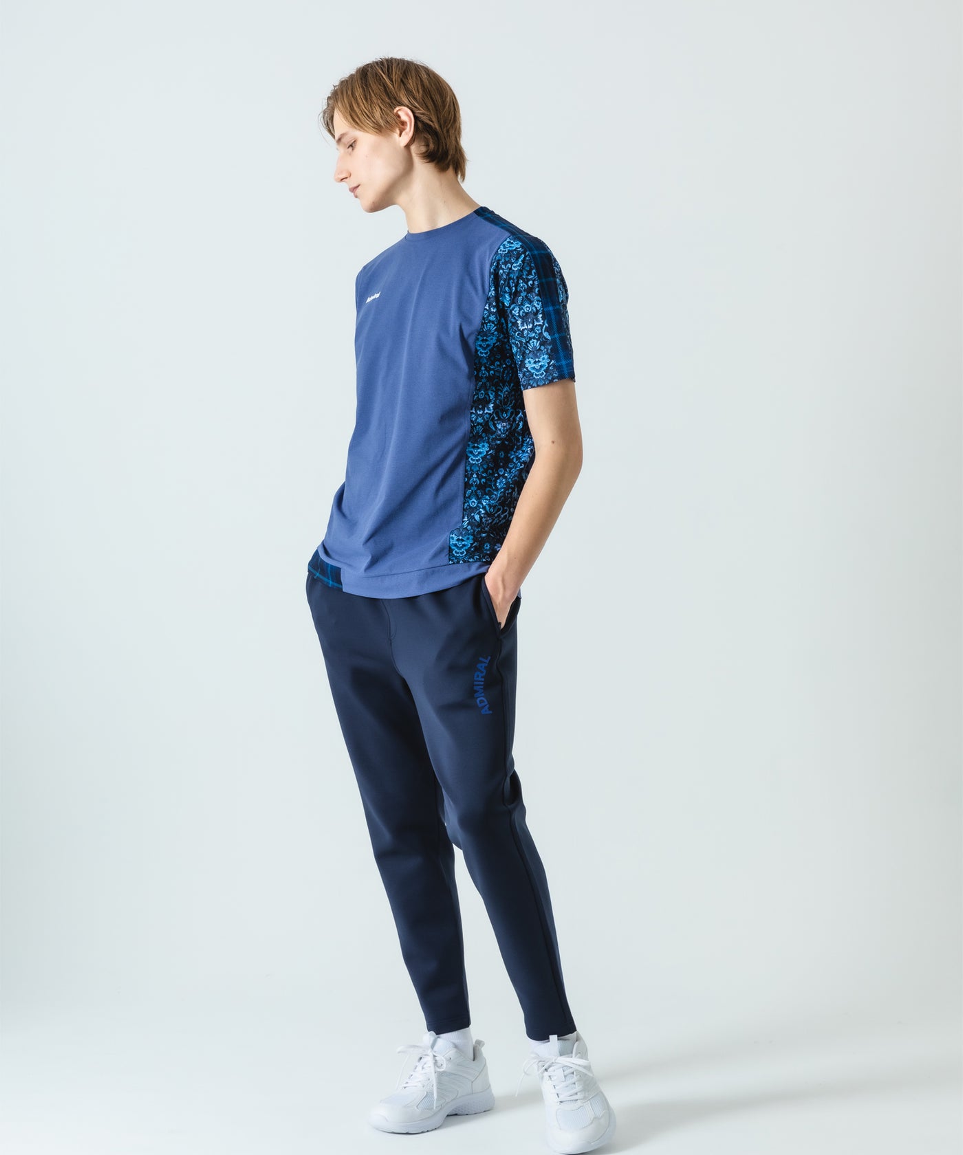 アソートブロッキンググラフィックTEE ATMA520 – ADMIRAL