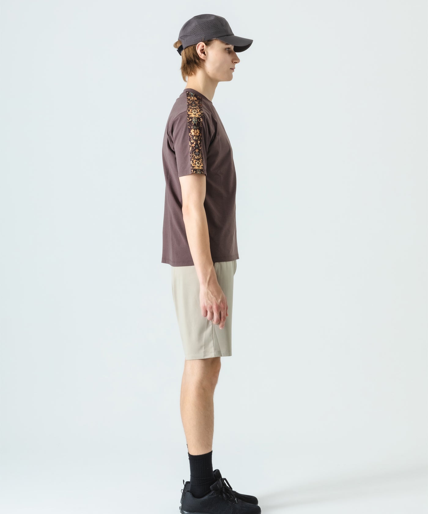 ショルダーライングラフィックTEE ATMA521 – ADMIRAL