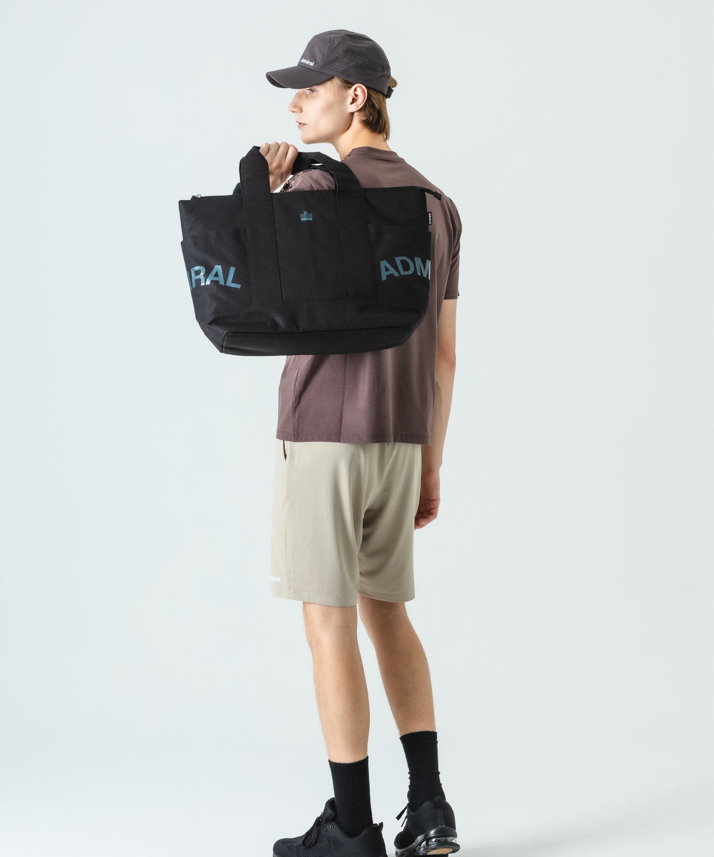 【新品未使用】アドミラル テニスバッグサイドアーチロゴビッグトートバッグ サイドアーチロゴビッグトートバッグ ATMZ508 – ADMIRAL